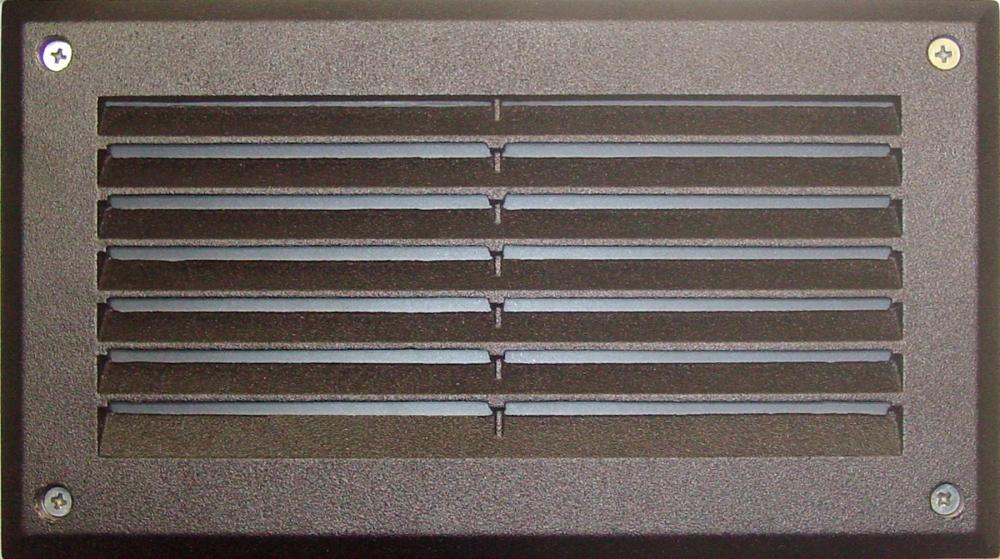 STEP LIGHT LOUVERED DOWN 13W PLQ13 120V